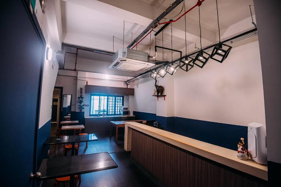 Bluewaters Pods 38 Hongkong St Hostel in Singapore