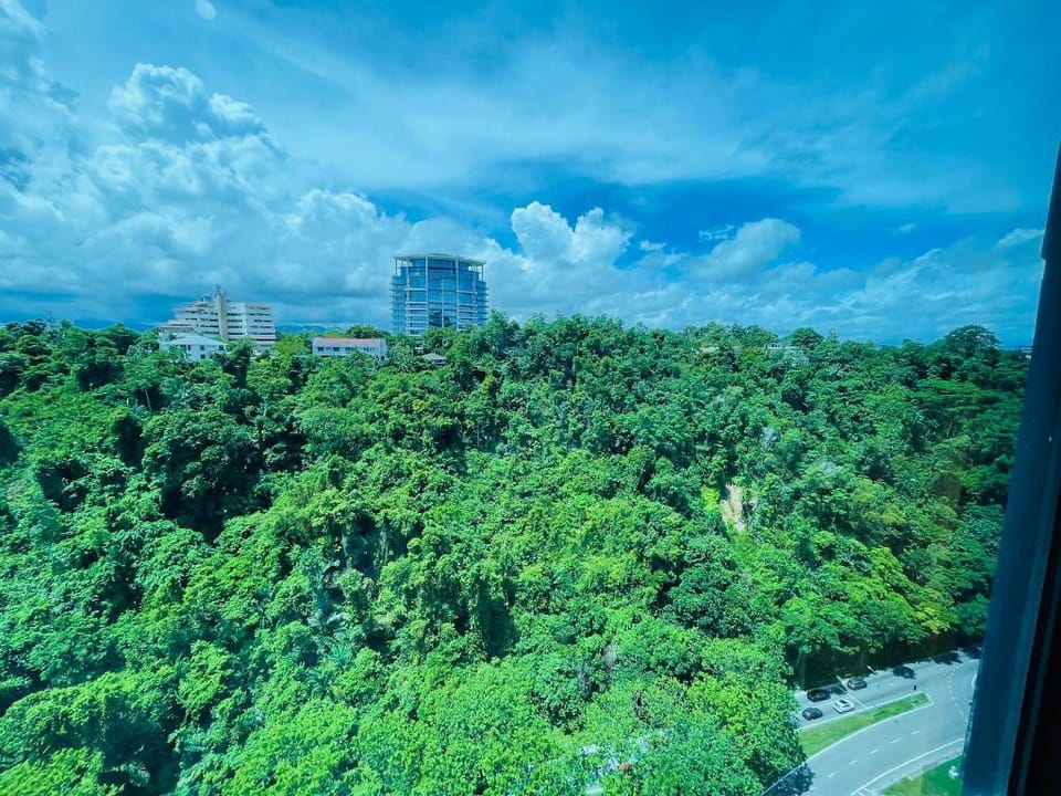 JQ3 in Town! 2 bdrm-High Floor w Mt. Kinabalu View Apartment in Kota Kinabalu