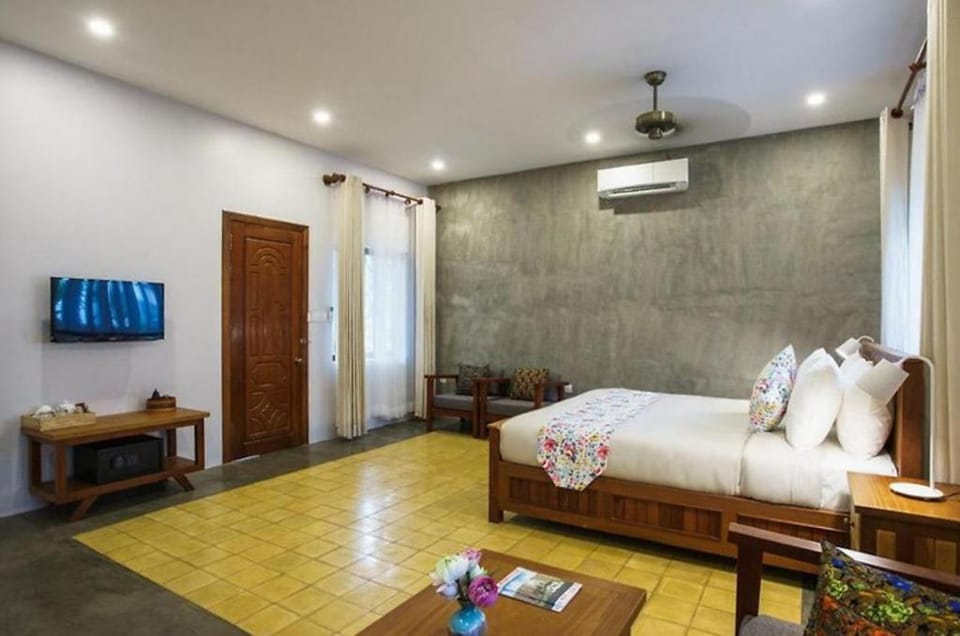Luxury  Siem Reap Private Pool Villa By La San Villa in Krong Siem Reap