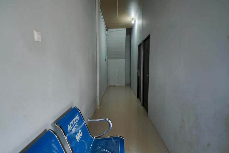 RedDoorz @ Jalan Pangeran Tirtayasa Lampung 2 Hotel in Indonesia