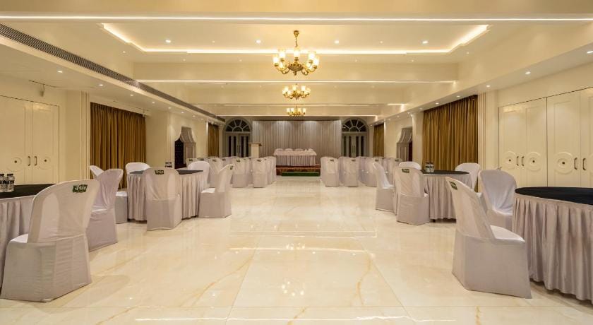 Treebo Prasha Hotel in Maharashtra