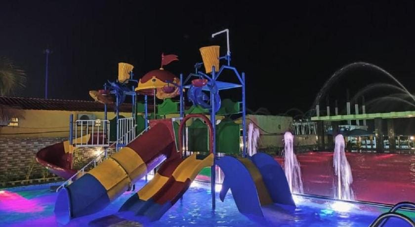 Hindusthan Inn - On Beach Hotel in West Bengal