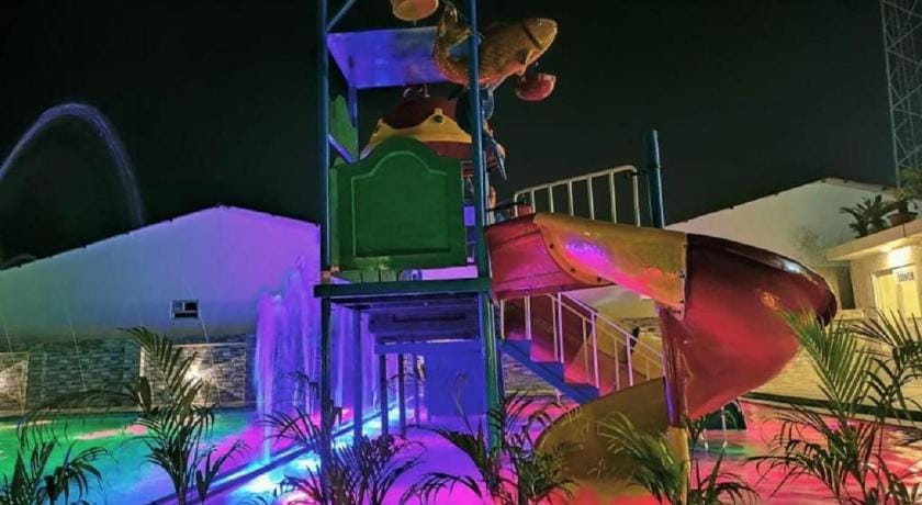 Hindusthan Inn - On Beach Hotel in West Bengal