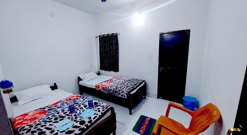 Nilam Guest House Bed and Breakfast in India