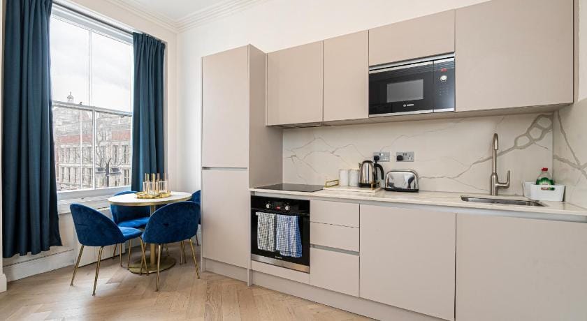 Luxury Apartments Near Harrods and the Science Museum Apartment in City of Westminster