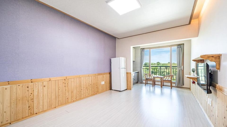 Samcheok Neulpuleun Pension Bed and Breakfast in South Korea