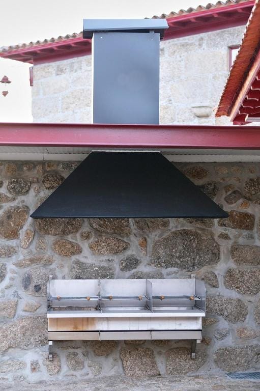 Aldeia da Quinta do Paço- Casa do Curral Vacation rental in Porto District