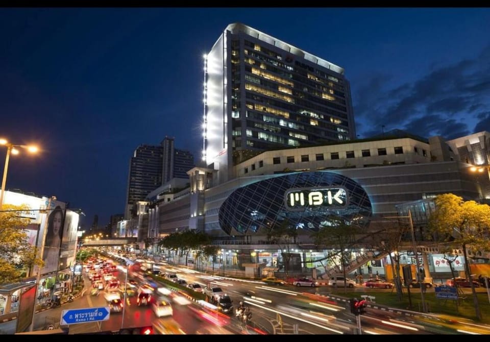 BTS Nana★Tourist HiLight★Lively Sukhumvit rd★Malls Vacation rental in Bangkok