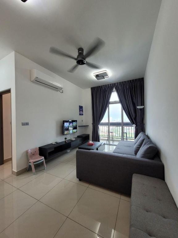 SKS Habitat 2Room 5min to KSL City 2 to 6 pax Apartment in Johor Bahru