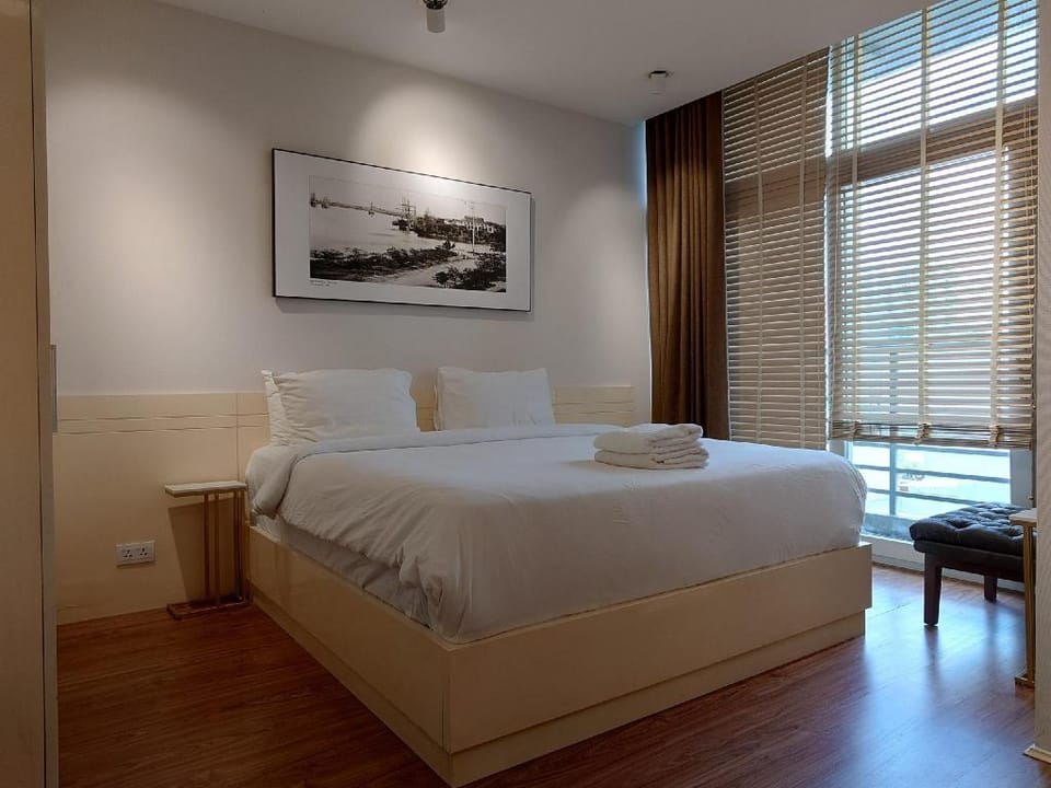 The Rixx Luxury Apartment (gym/pool/ security) Apartment in Ho Chi Minh City