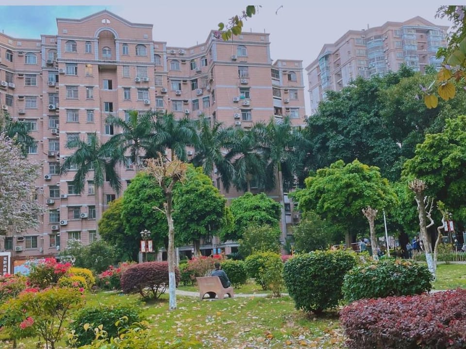 Poet in Island 北欧柔和INS风诗化小岛屿，临机场/火车站/白云山/广外/百信广场… Apartment in Guangzhou