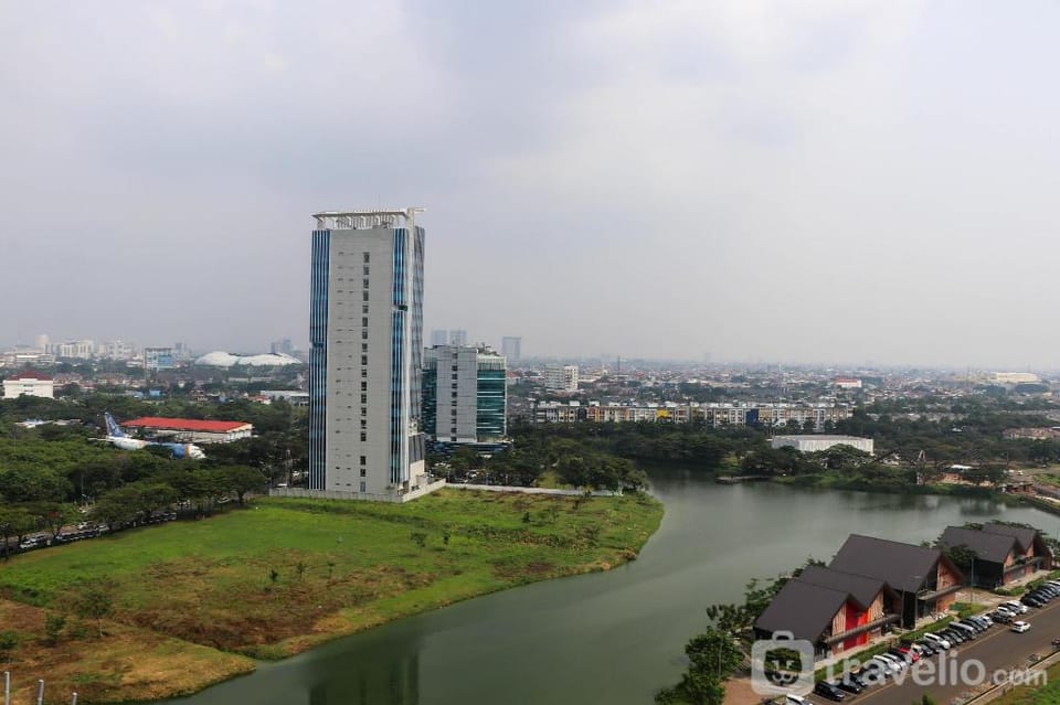 Comfort Cozy 2BR Springlake Summarecon By Travelio Apartment in West Java