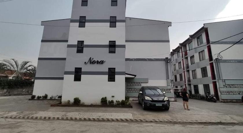 Tiffany's Staycation (Unit 102) Apartment in Bacoor