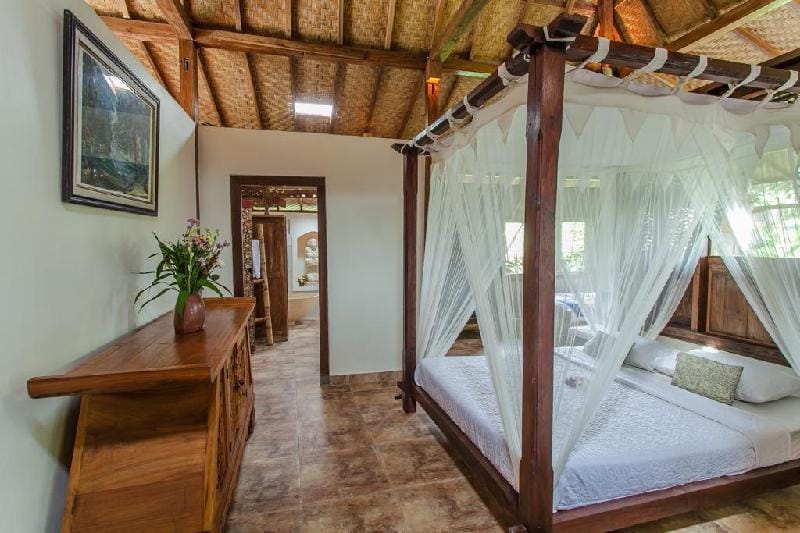 Authentic Wooden House Vacation rental in Tampaksiring