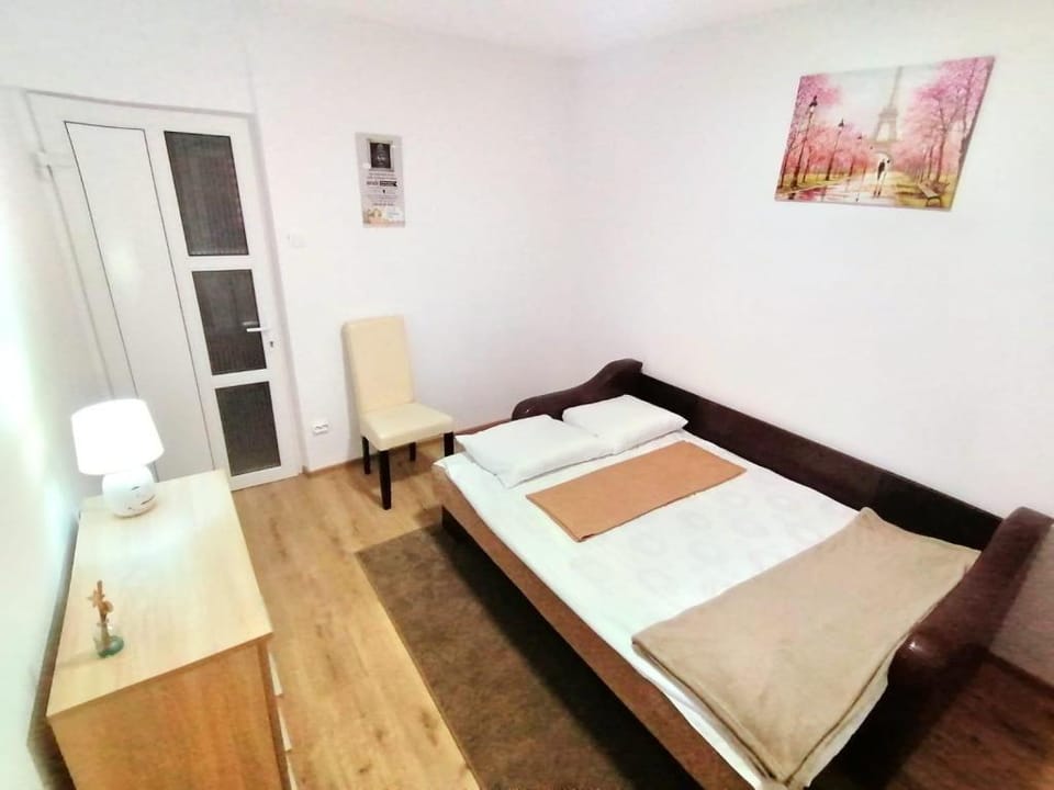 Apartament 2 camere + living Alba Iulia Apartment in Romania