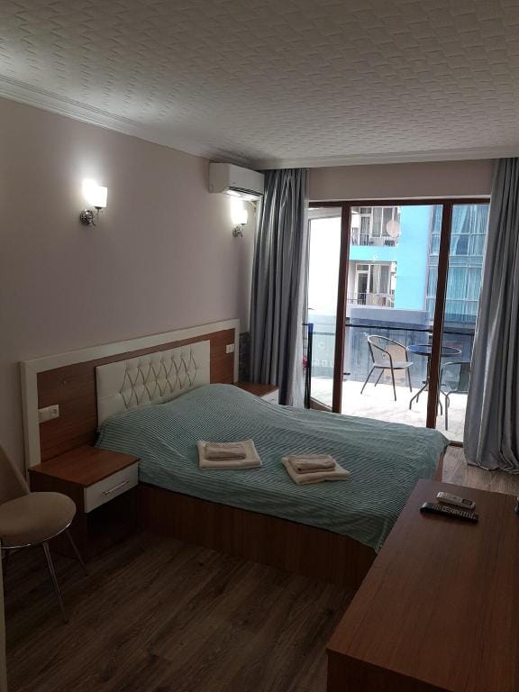Batumi. Студия с видом на море. Первая линия. Apartment in Batumi