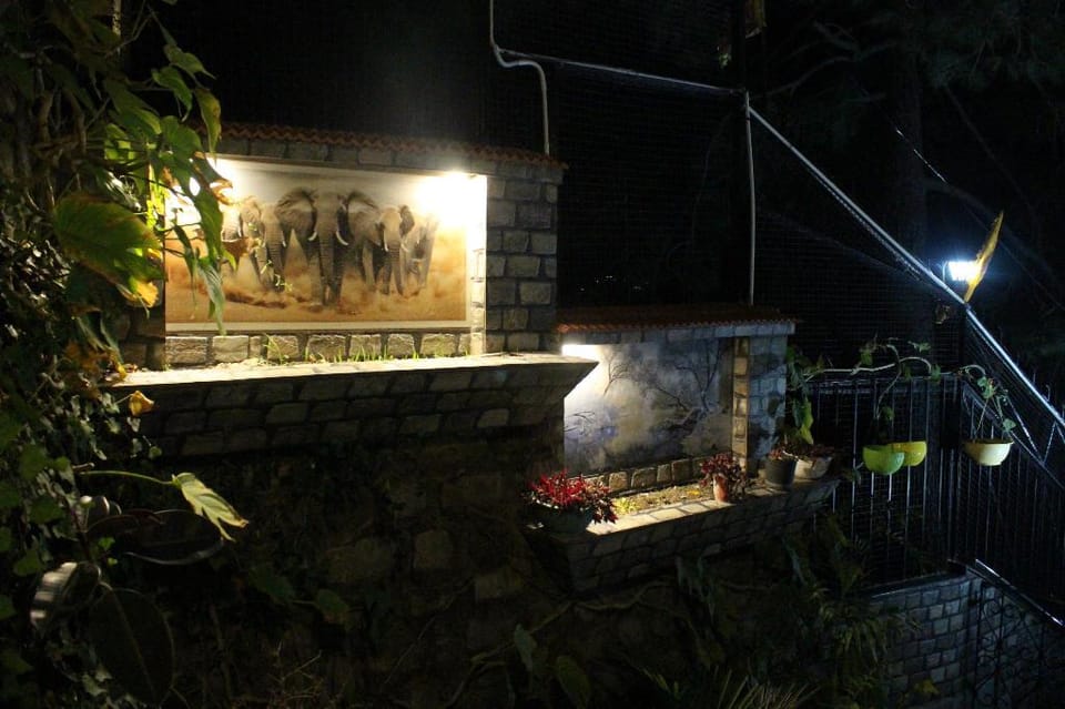 The Blessings, 2 Bedroom homestay with parking Apartment in Uttarakhand