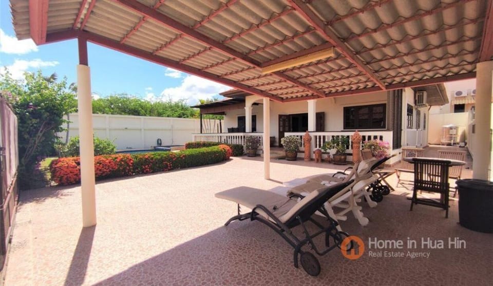 Hua Hin City Centre 3 Bedrooms Private Pool Soi 94 Villa in Hua Hin District