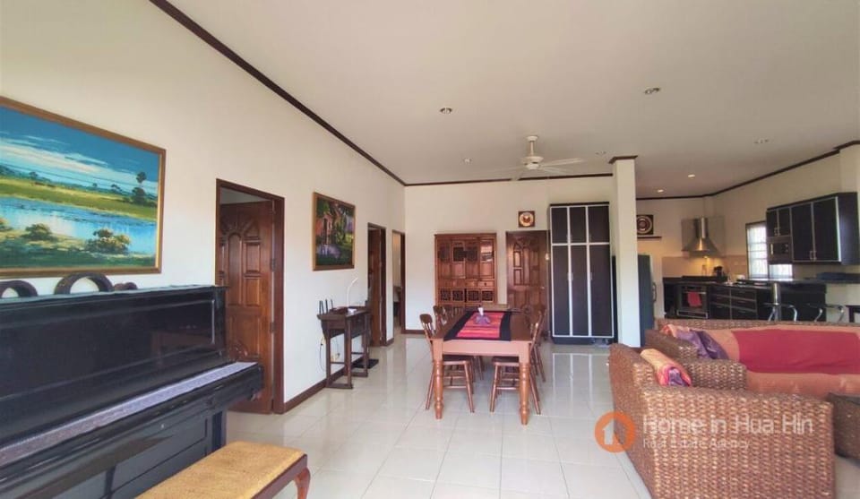 Hua Hin City Centre 3 Bedrooms Private Pool Soi 94 Villa in Hua Hin District