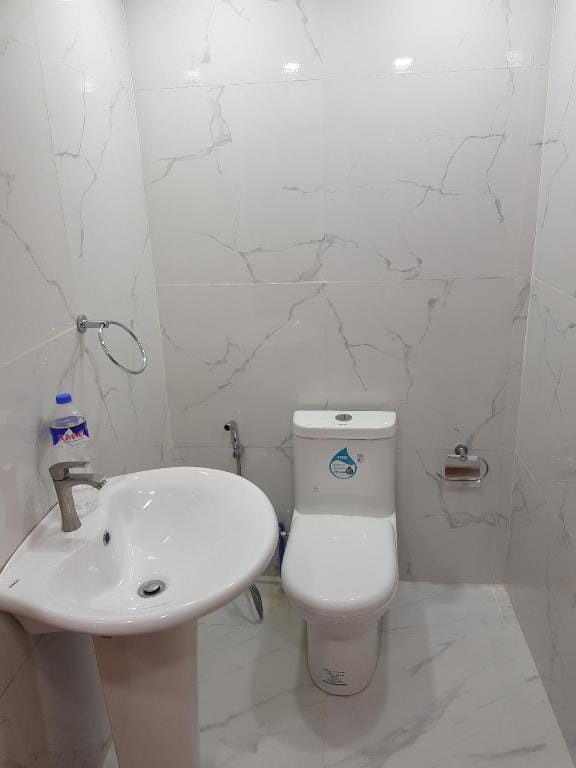 Double Deck room/Large Budget room/Quick Stay Apartment in Baguio