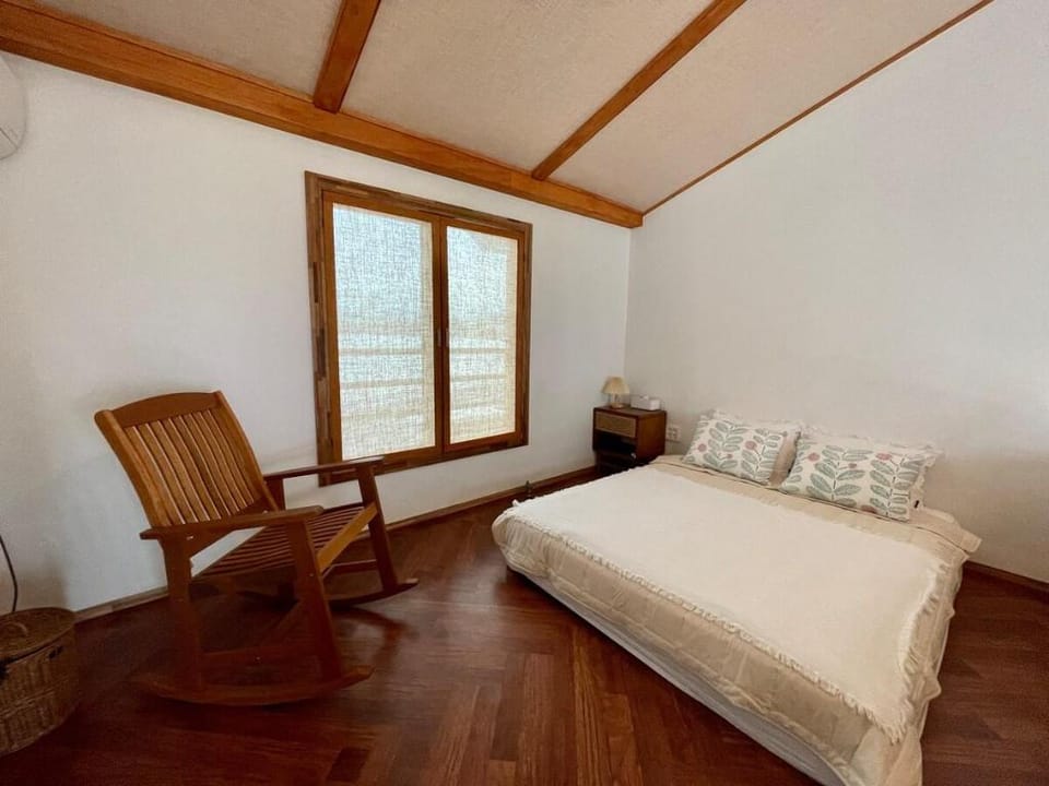 F#1 Aewolhaean-ro Ocean View Pool Sunset View Duplex Rattan Style Accommodation Villa in South Korea