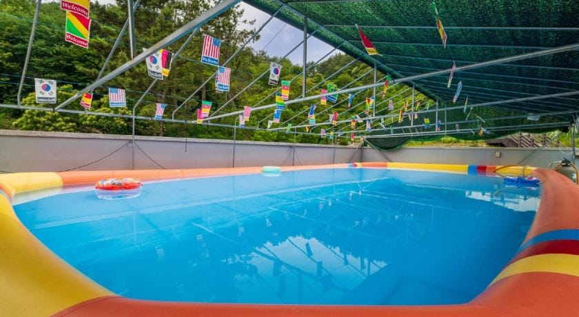 Tongyoung Sandeulhae Healling Pension Bed and Breakfast in South Korea