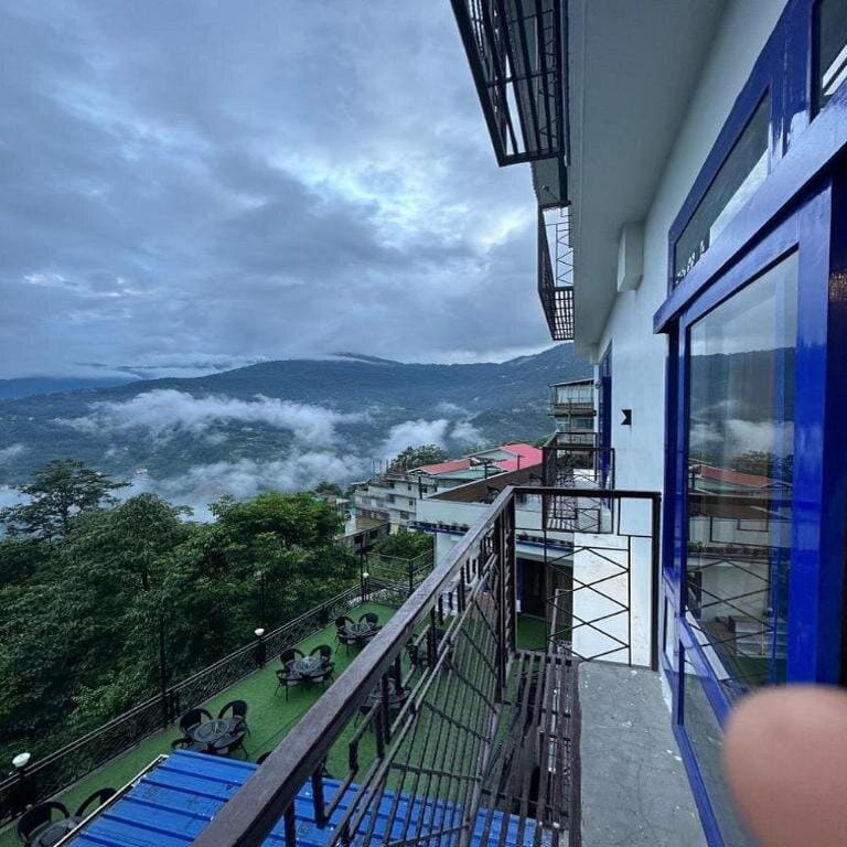 Hotel Gitanjali Hotel in West Bengal