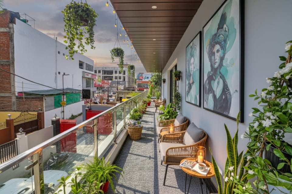 FabHotel Premium Kashi - Sarnath museum Hotel in Varanasi
