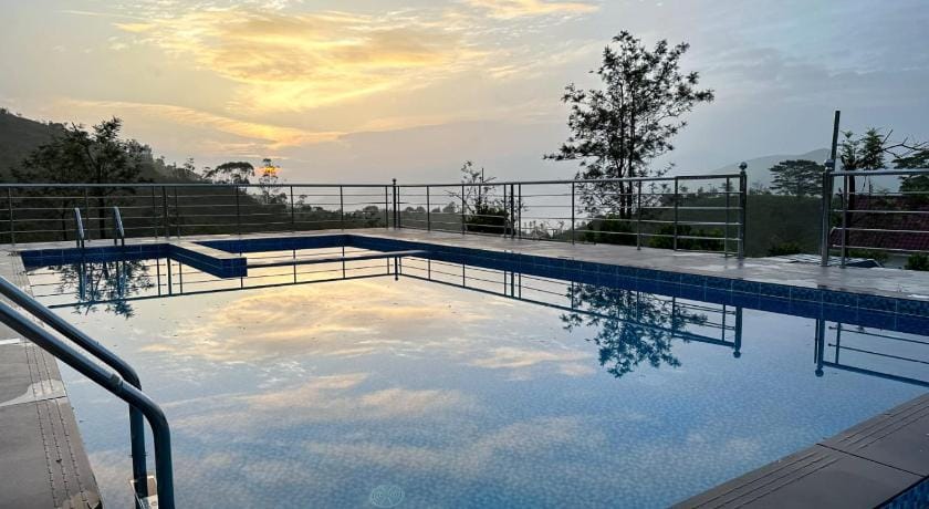 Pine Clough Holidays Hotel in Kerala