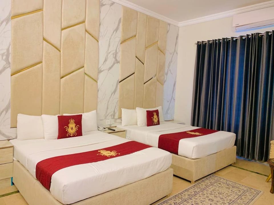 Hayat Grand -Family Guest House Hotel in Islamabad