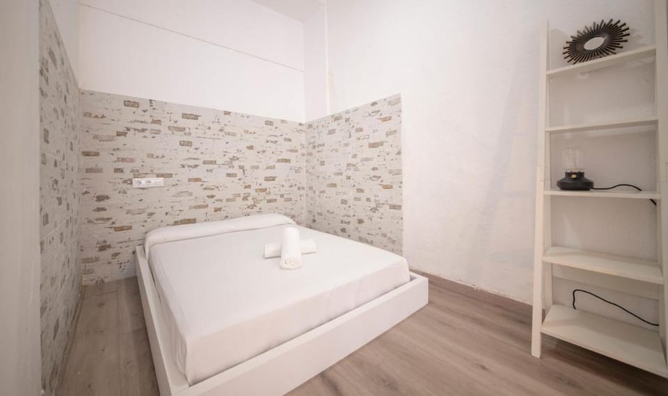 TarracoHomes, TH157 Estudio Contemporáneo Sedassos Apartment in Tarragona