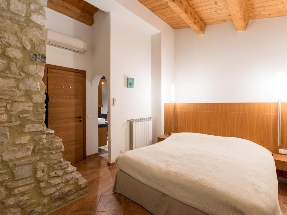 Peaceful Hilltop Escape Vacation rental in Molise, Italy