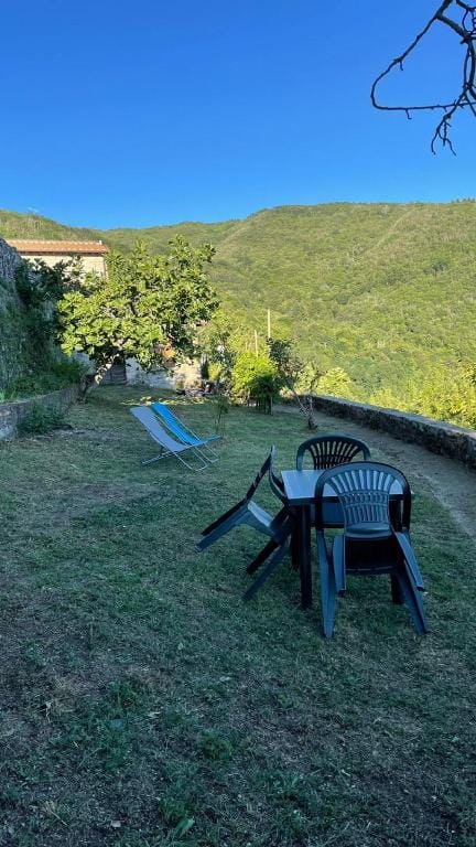 Cleo's House, paese medievale immerso nel verde Vacation rental in Emilia-Romagna