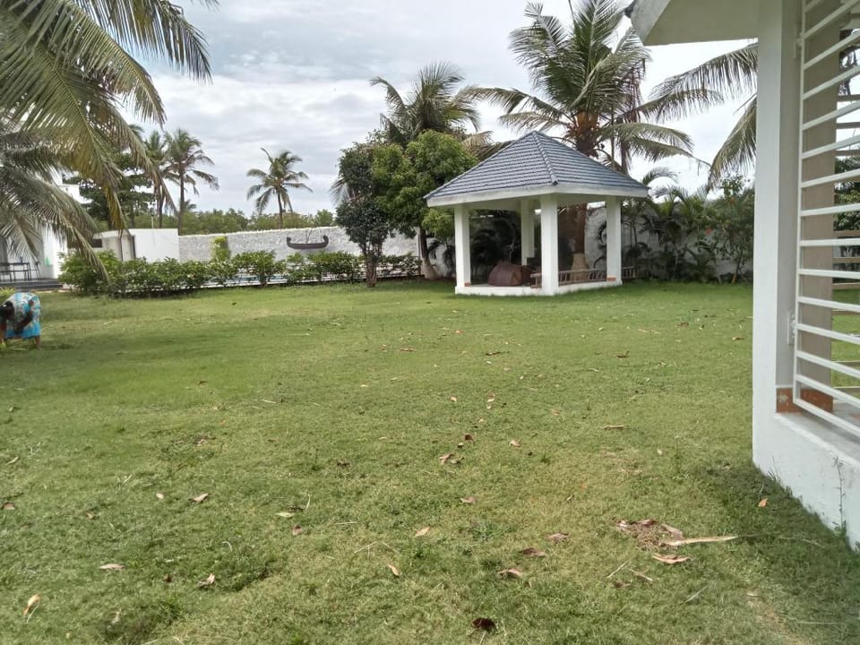 Truliv Villa Cabana–Luxury 4BHK Seaview/ Pool, ECR Villa in Chennai