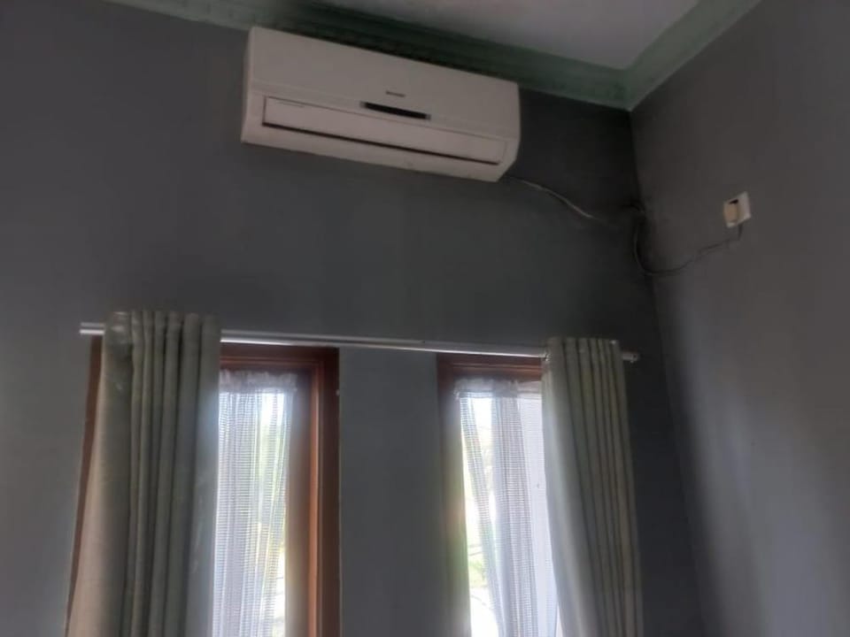 Kosan Gilbert Briel bayar di tempat 085780521796 Vacation rental in Indonesia