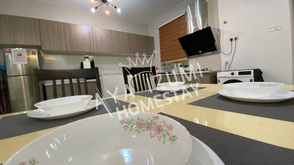 Aya Izumi 3 bed Condo near to Bangi Wonderland Vacation rental in Negeri Sembilan, Malaysia