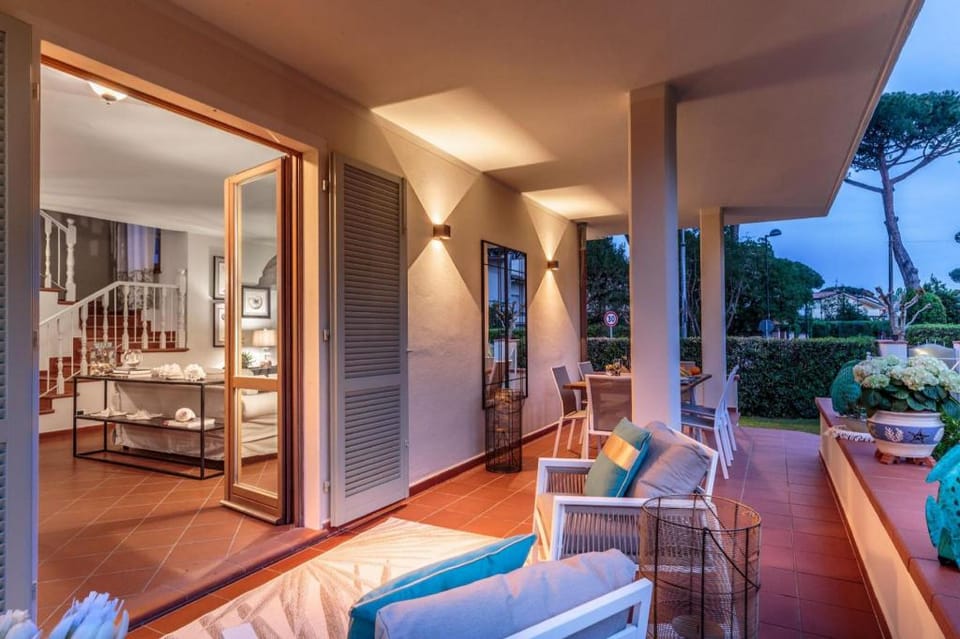 Regina Beach Villa, by the beach in Marina di Piet Apartment in Emilia-Romagna