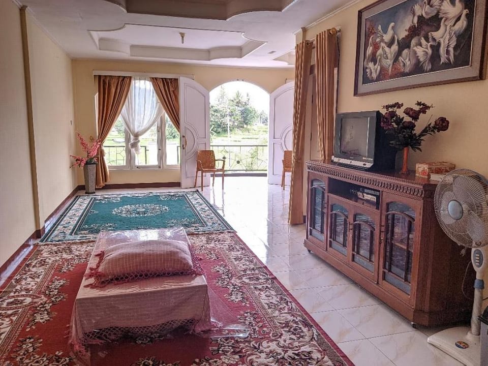 Khadijah homestay Padang panjang Vacation rental in West Sumatra, Indonesia