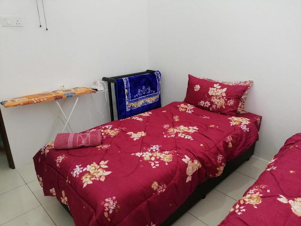 Homestay Dedy Changlun (muslim only)  Vacation rental in Kedah
