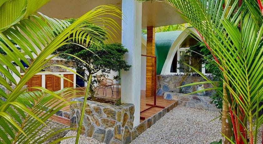 ROYAL SUITES Hotel in San Vicente