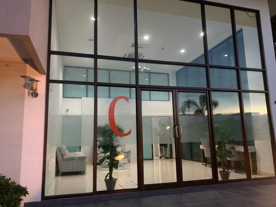 Sun to Moon Condo Ayutthaya By golffy Apartment in Laos