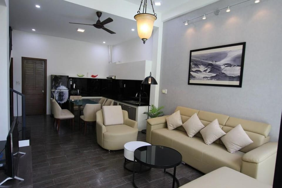Tehya pool house 3 Bedrooms- My Khe Beach Villa in Da Nang