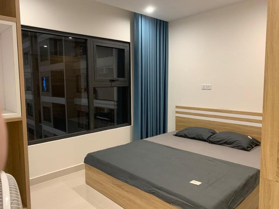Bin Homestay - Vinhomes Ocean Park Apartment in Laos