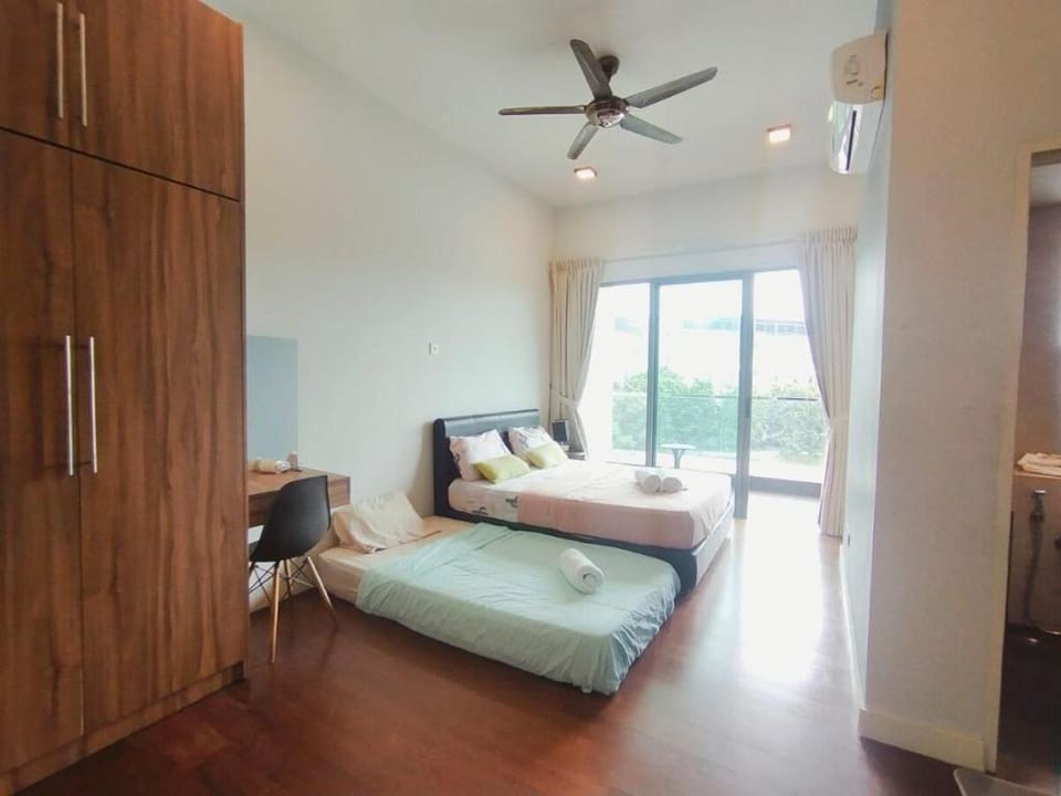 The Loft Imago 3bedroom 3bathroom Sunset Seaview  Apartment in Kota Kinabalu