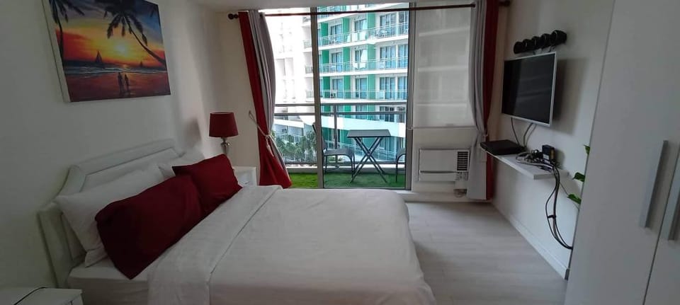 Swiss Room Apartment in Paranaque