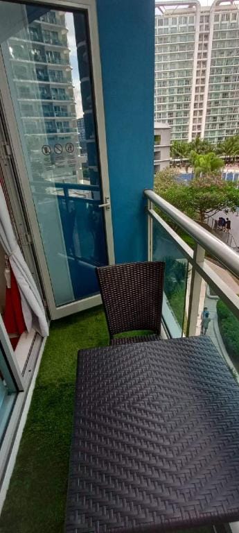 Swiss Room Apartment in Paranaque