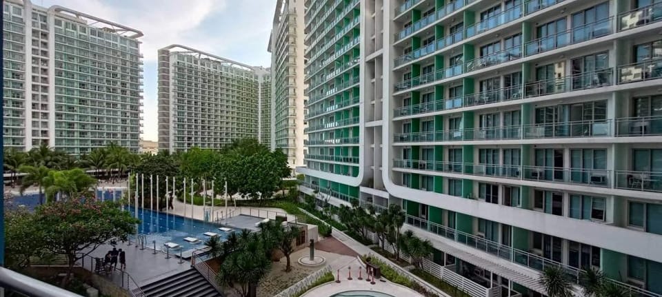 Swiss Room Apartment in Paranaque