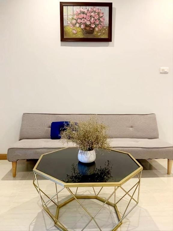 Pretty Hotel Apartment in Laos