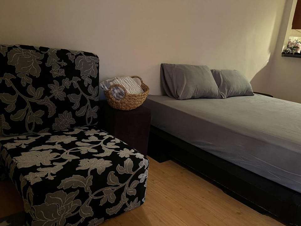 Mayfair Hartamas Studio with Gym,Pool and Balcony Vacation rental in Petaling Jaya