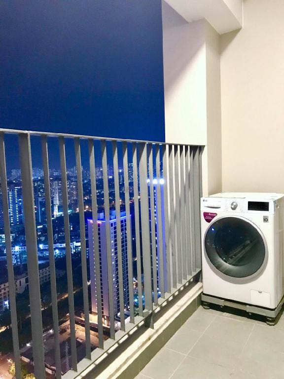 Căn hộ Studio cao cấp Vinhomes Dcapital Vacation rental in Laos